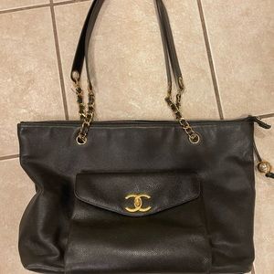 Chanel Tote Bag